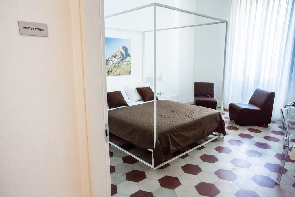 Rhegion B&B レッジョ・ディ・カラブリア 部屋 写真